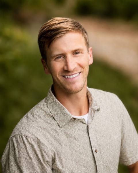 Dr. Jacob Siegert