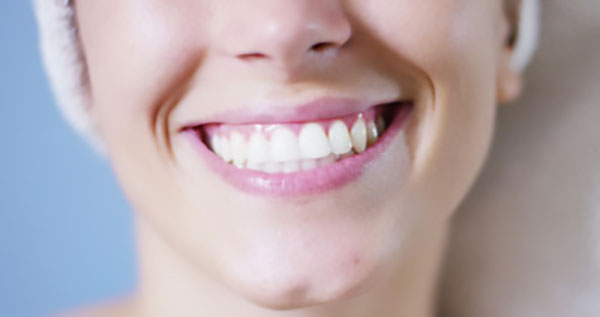 What Common Procedures Does A Cosmetic Dentist Offer?