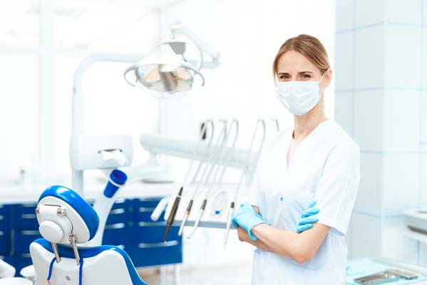 General Dentistry: Give Your Dental Health A Boost By Visiting A Dentist