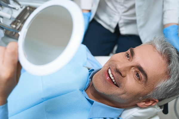How A Smile Makeover Can Treat Overcrowded Teeth